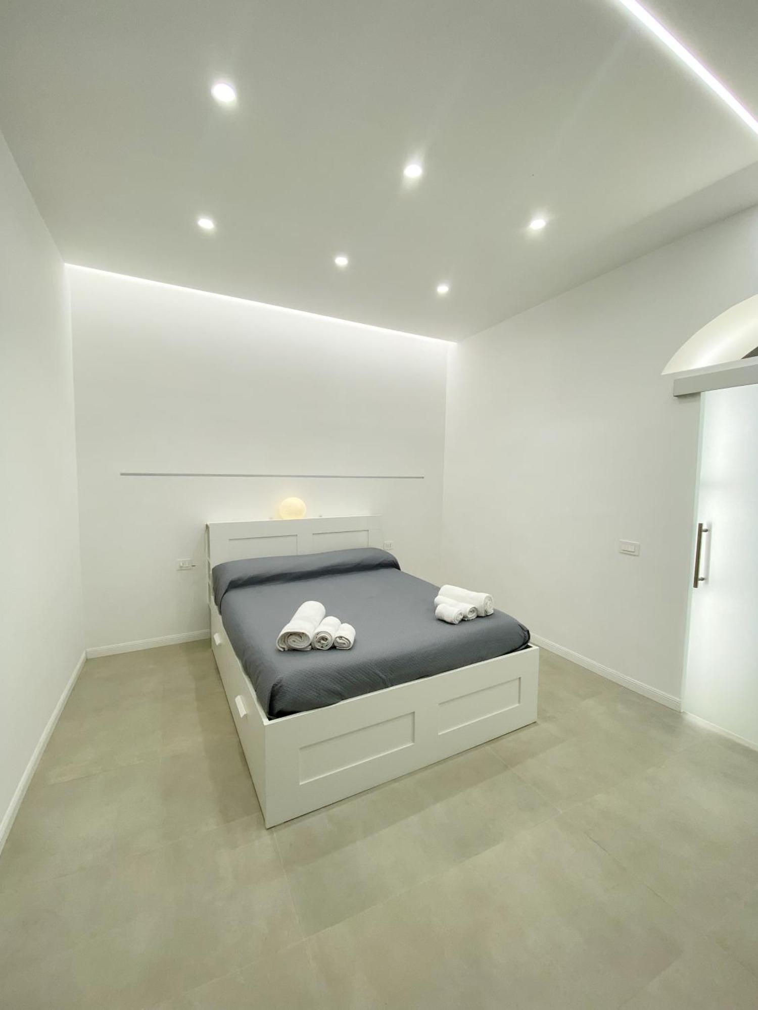 A Casa Mia Apartment Наполи Екстериор снимка